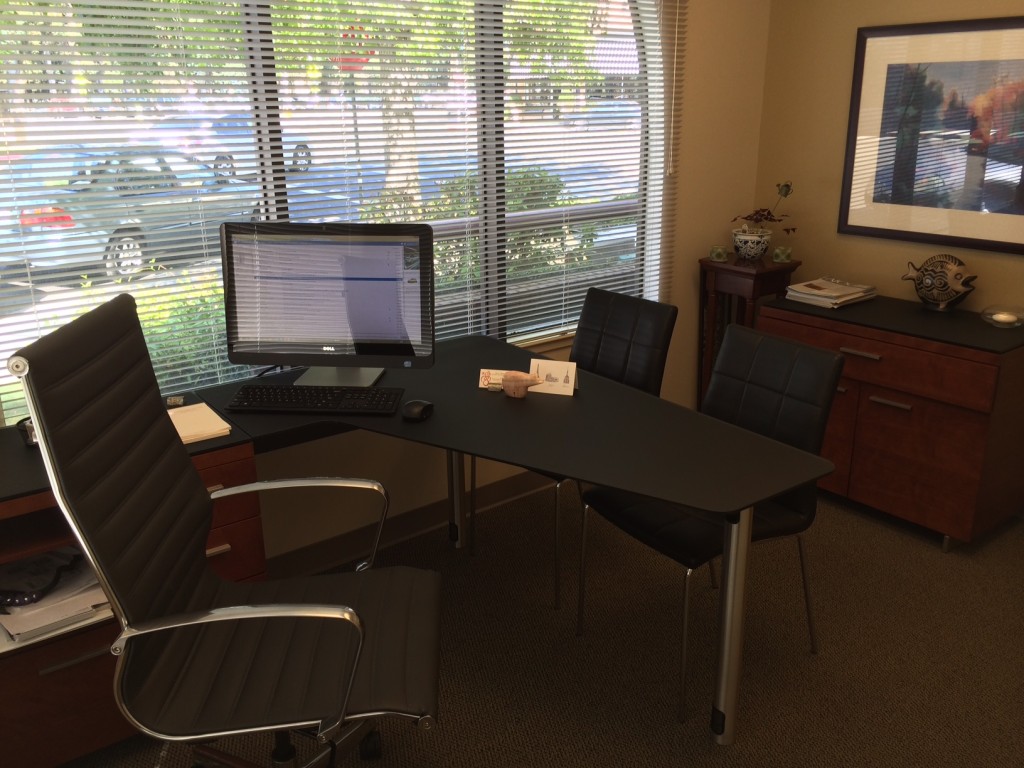 Dr Marci Bowers, Dr Alon Liran and Dr Julie Nicole with medical students and residents in Tel Aviv, Israel. October 2013